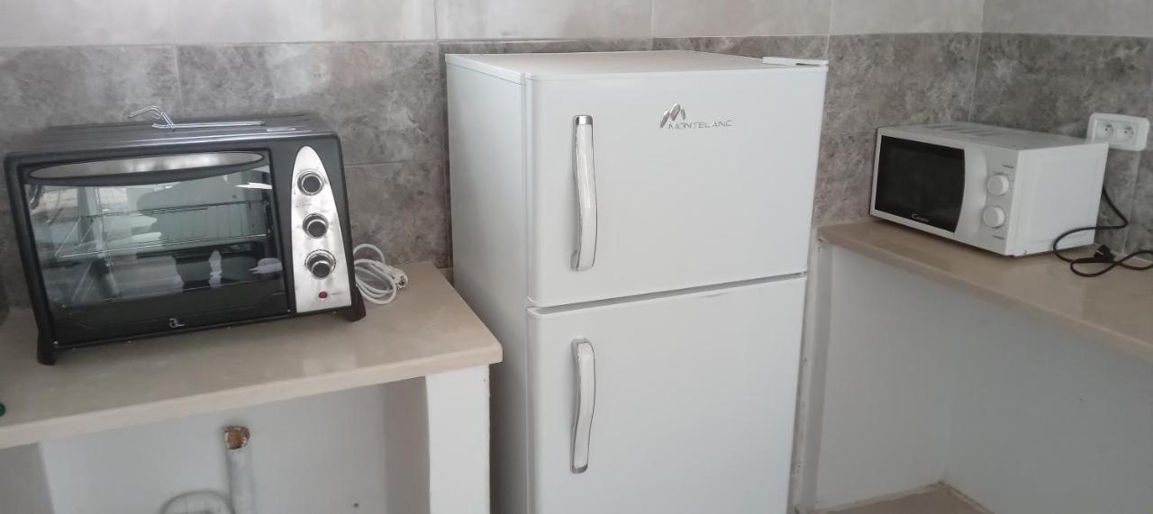 Studio, Cite La Gazelle ,Pas Jafar, Quartier Calme 10 Min De L'Aeroport Pres Du Technopark Ngoại thất bức ảnh